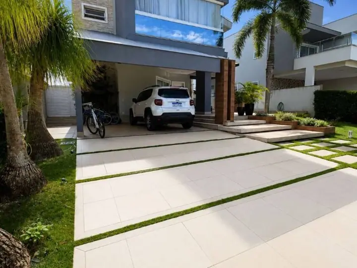 Casa em Boulevard Lagoa, Serra